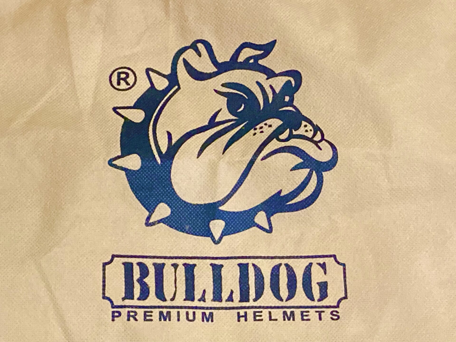 Bulldogのロゴ